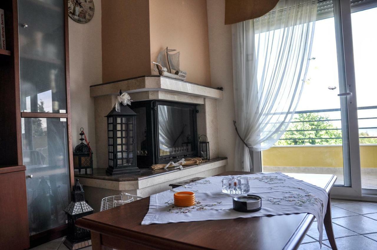 Martha'S Villa Nea Iraklitsa Dış mekan fotoğraf